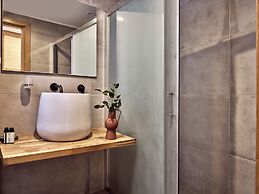 Troulis Aparthotel