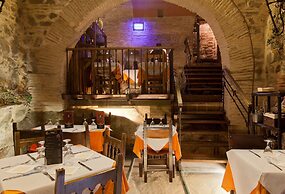 Hospedería Casa De Cisneros