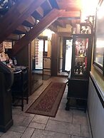 Hospedería Casa De Cisneros