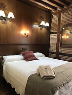 Hospedería Casa De Cisneros