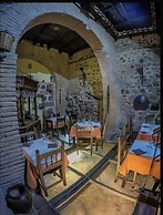 Hospedería Casa De Cisneros