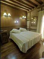 Hospedería Casa De Cisneros