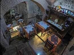 Hospedería Casa De Cisneros