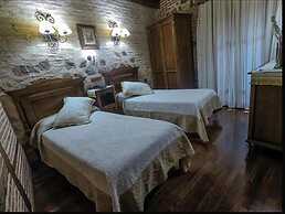 Hospedería Casa De Cisneros