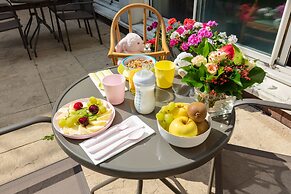 Hôtel Montbriand Antony