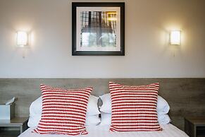 Red Mullions Guest House