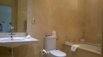 Lypiatt House Hotel