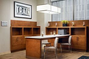 Hampton Inn & Suites Richmond - Downtown