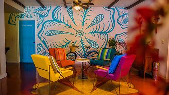 Isla de Flores Hotel