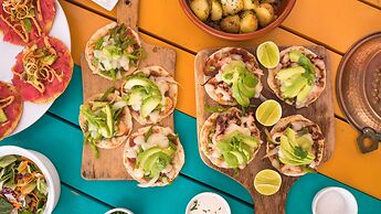 Isla de Flores Hotel