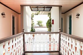 Isla de Flores Hotel