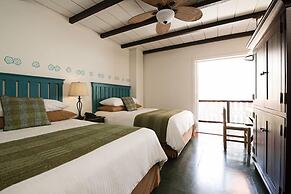 Isla de Flores Hotel