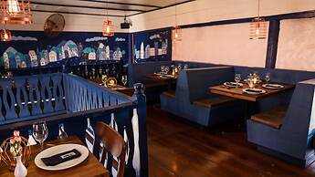 Isla de Flores Hotel