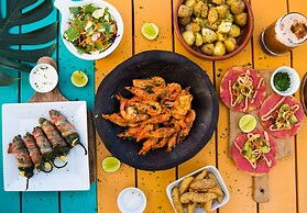 Isla de Flores Hotel