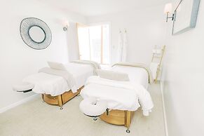 Calamigos Guest Ranch and Beach Club