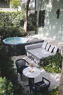 The Raweekanlaya Hotel Bangkok