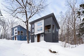 Bluebird Chalets by The Hakuba Collection