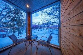Bluebird Chalets by The Hakuba Collection