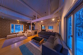 Powdersuites by The Hakuba Collection
