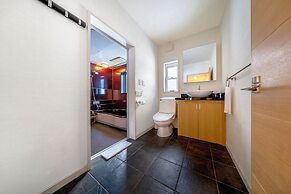 Powdersuites by The Hakuba Collection