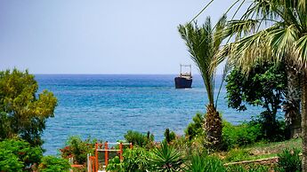 Rododafni Beach Apartments