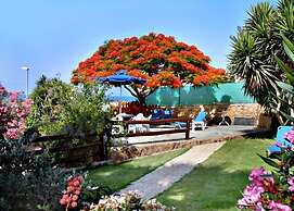 Rododafni Beach Apartments