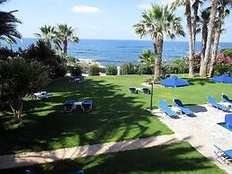 Rododafni Beach Apartments