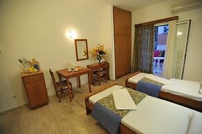 Saint Spiridon Hotel