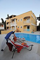 Saint Spiridon Hotel