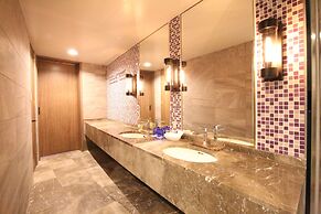 Quintessa Hotel Sapporo