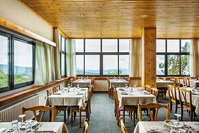 Troodos Hotel