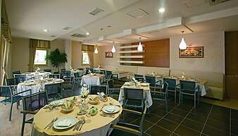 Side Breeze Hotel - All Inclusive