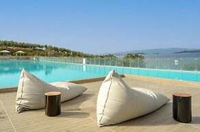 Akrathos Beach Hotel