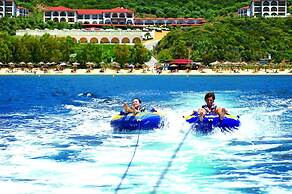 Akrathos Beach Hotel