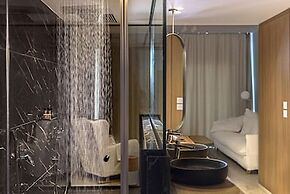 Akrathos Beach Hotel