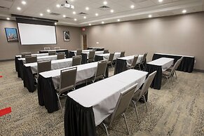 Hampton Inn & Suites Cincinnati / Kenwood