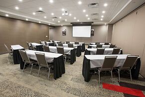 Hampton Inn & Suites Cincinnati / Kenwood