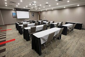 Hampton Inn & Suites Cincinnati / Kenwood