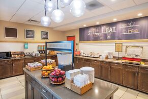 Hampton Inn & Suites Cincinnati / Kenwood