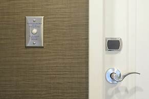 Hampton Inn & Suites Cincinnati / Kenwood