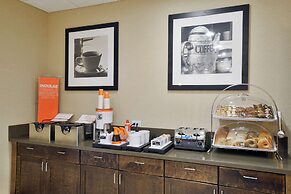 Hampton Inn & Suites Cincinnati / Kenwood