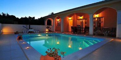 Villa Vanilla with Heated Pool