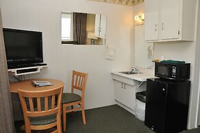 Friendship Oceanfront Suites