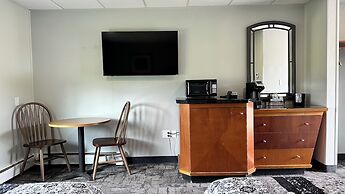 Colonial Valley Motel