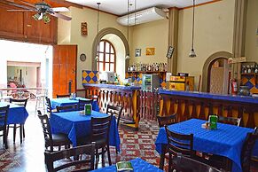 Hotel Los Balcones Leon