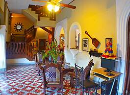 Hotel Los Balcones Leon