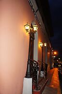 Hotel Los Balcones Leon