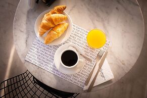 Urbanica The Libertador Hotel