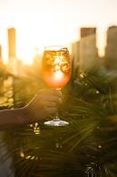 Urbanica The Libertador Hotel