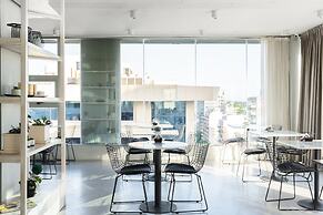 Urbanica The Libertador Hotel